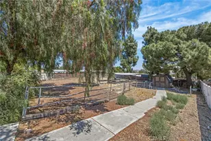 2383 Hialeah Cir, Norco, CA 92860 - Photo 34