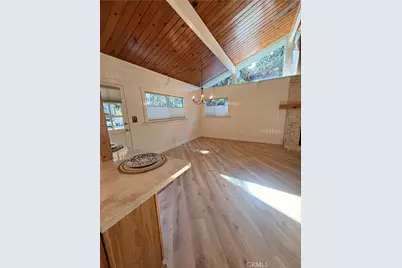 31024 Wild Oak, Running Springs, CA 92382 - Photo 12