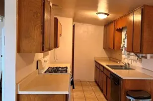 1005 S 3rd St, El Centro, CA 92243 - Photo 6