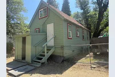 369 Log, Crestline, CA 92325 - Photo 4