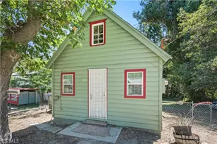 369 Log, Crestline, CA 92325 - Photo 6