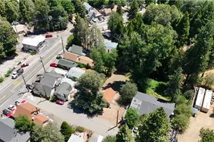 369 Log, Crestline, CA 92325 - Photo 4