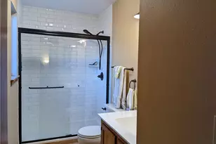 23819 Scenic Dr, Crestline, CA 92325 - Photo 8