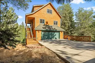 32792 Deer Lick Dr, Running Springs, CA 92382 - Photo 2