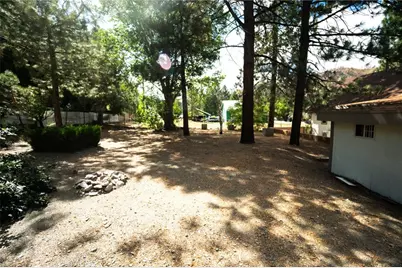 1081 Apple, Wrightwood, CA 92397 - Photo 4