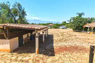 5685 Oak Tree Cir, Jurupa Valley, CA 92509 - Photo 52