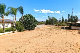 5685 Oak Tree Cir, Jurupa Valley, CA 92509 - Photo 58