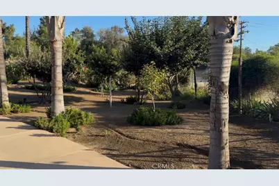 24720 Quail Run, Homeland, CA 92548 - Photo 16