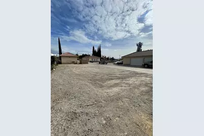 13340 California, Yucaipa, CA 92399 - Photo 8