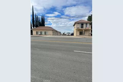 13340 California, Yucaipa, CA 92399 - Photo 2