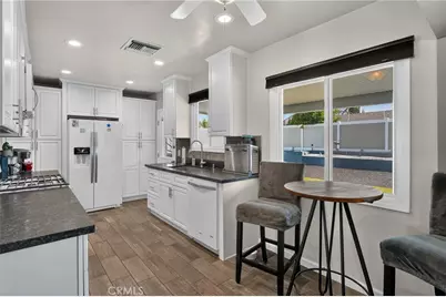 230 E Pioneer, Redlands, CA 92374 - Photo 12