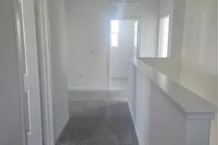 16492 Botanical Ln, Fontana, CA 92336 - Photo 6