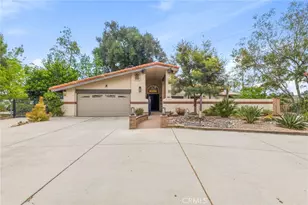 31016 E Sunset Dr, Redlands, CA 92373 - Photo 2