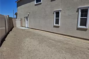 29458 Upper Creek Loop, Winchester, CA 92596 - Photo 18
