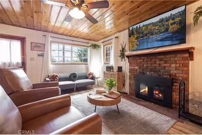 42855 Willow Avenue, Big Bear Lake, CA 92315 - Photo 2