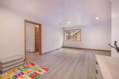 352 Feldstrasse, Big Bear Lake, CA 92315 - Photo 20