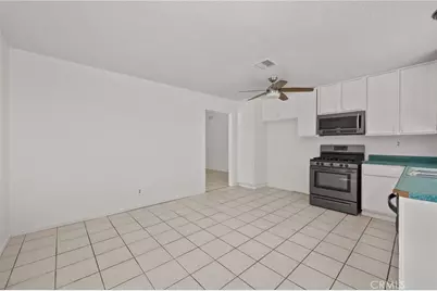 22438 Raven Way, Grand Terrace, CA 92313 - Photo 12