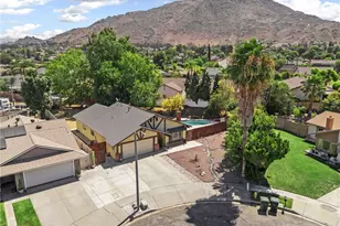 22438 Raven Way, Grand Terrace, CA 92313 - Photo 4