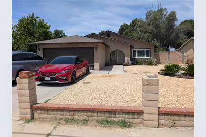 925 S San Jacinto, Hemet, CA 92543 - Photo 1