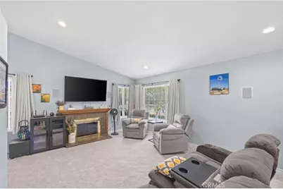 2752 Litchfield Drive, Riverside, CA 92503 - Photo 6