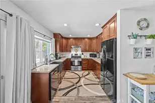 2752 Litchfield Dr, Riverside, CA 92503 - Photo 12