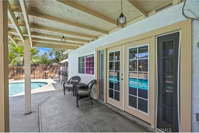 2752 Litchfield Drive, Riverside, CA 92503 - Photo 18