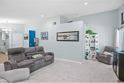 2752 Litchfield Drive, Riverside, CA 92503 - Photo 8