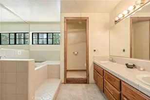 27432 White Fir, Lake Arrowhead, CA 92352 - Photo 16