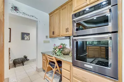 10389 Walnut Grove Court, Yucaipa, CA 92399 - Photo 14