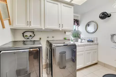 10389 Walnut Grove Court, Yucaipa, CA 92399 - Photo 20