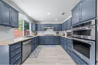 11416 Magnolia Street, Corona, CA 92883 - Photo 16