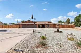 14182 Gayhead, Apple Valley, CA 92307 - Photo 2