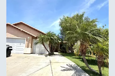 15184 Macadamia Court, Fontana, CA 92335 - Photo 4