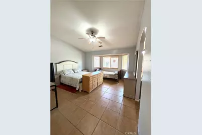 15184 Macadamia Court, Fontana, CA 92335 - Photo 16