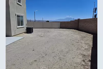 31309 Sutherland Pass, Winchester, CA 92596 - Photo 8
