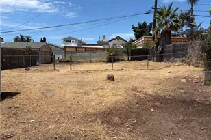 736 Sacramento, Spring Valley, CA 91977 - Photo 2