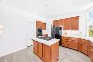 476 Somerset Cir, Corona, CA 92879 - Photo 18