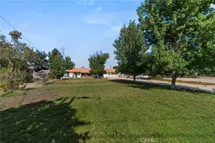 12978 11th, Yucaipa, CA 92399 - Photo 6
