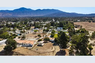 12978 11th, Yucaipa, CA 92399 - Photo 36