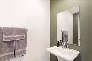2818 E Berry Loop Privado, Ontario, CA 91761 - Photo 10