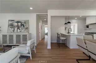 2432 Exposition Pl, Los Angeles, CA 90018 - Photo 4