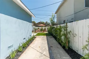 2432 Exposition Pl, Los Angeles, CA 90018 - Photo 24