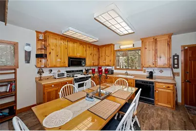 707 Briar Lane, Green Valley Lake, CA 92341 - Photo 10