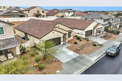 16811 Desert Star Street, Victorville, CA 92394 - Photo 36