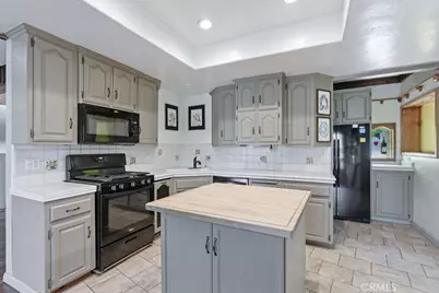 948 Arbula, Crestline, CA 92325 - Photo 18