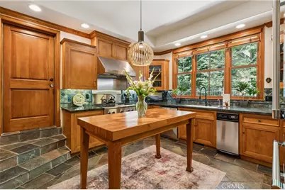 27489 Meadow Bay, Lake Arrowhead, CA 92352 - Photo 18