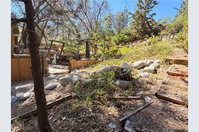 32778 Deer Lick, Arrowbear, CA 92382 - Photo 34