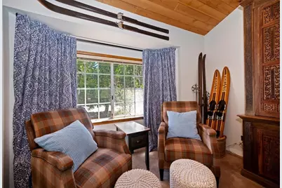27398 Matterhorn Drive, Lake Arrowhead, CA 92352 - Photo 6