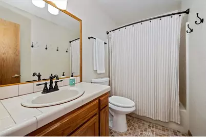 27398 Matterhorn Drive, Lake Arrowhead, CA 92352 - Photo 34