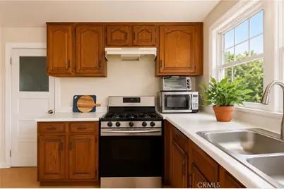 1394 N Raymond, Pasadena, CA 91103 - Photo 28